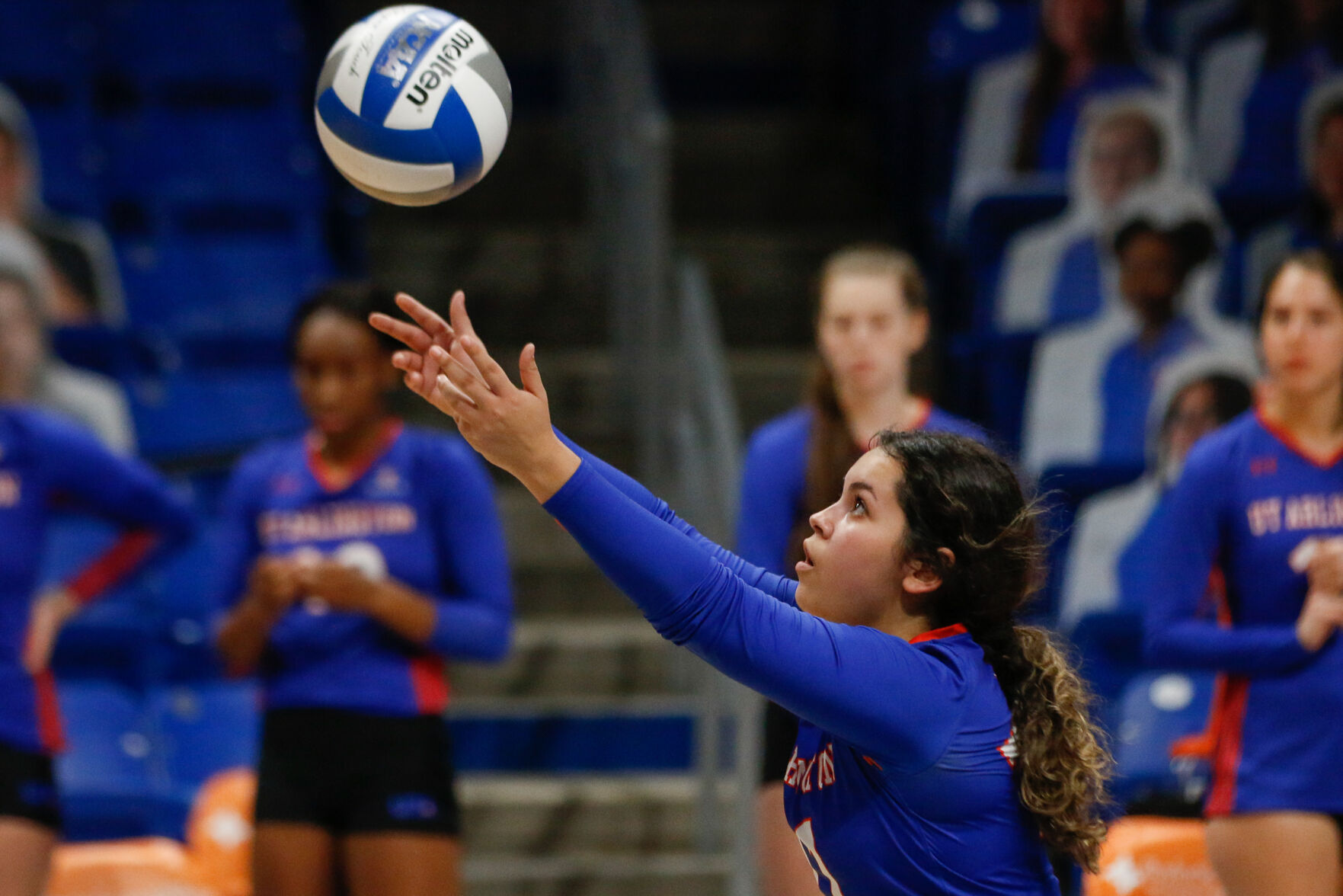Photos: UTA volleyball drops two out of three matches in weekend series to Louisiana-Lafayette